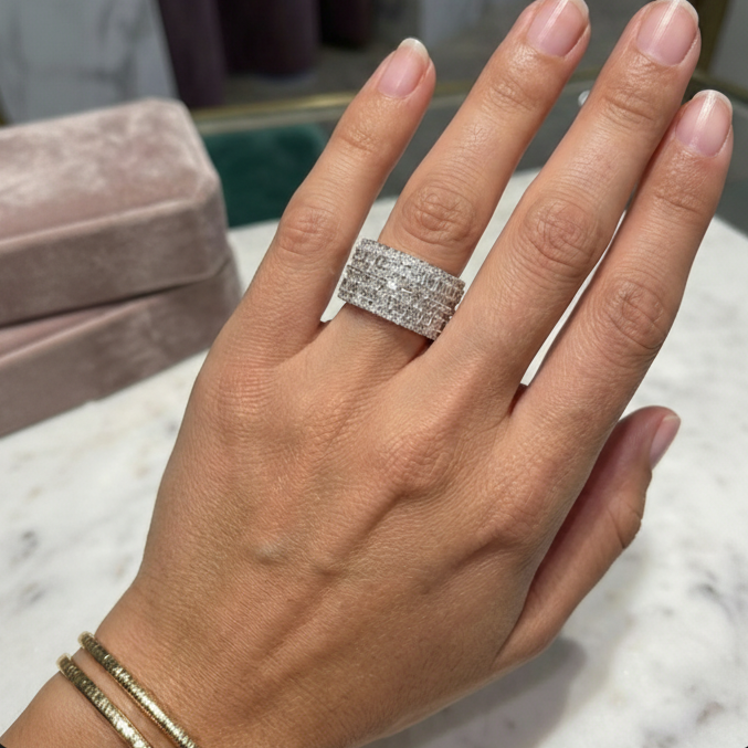 Radiant Shield Ring VVS